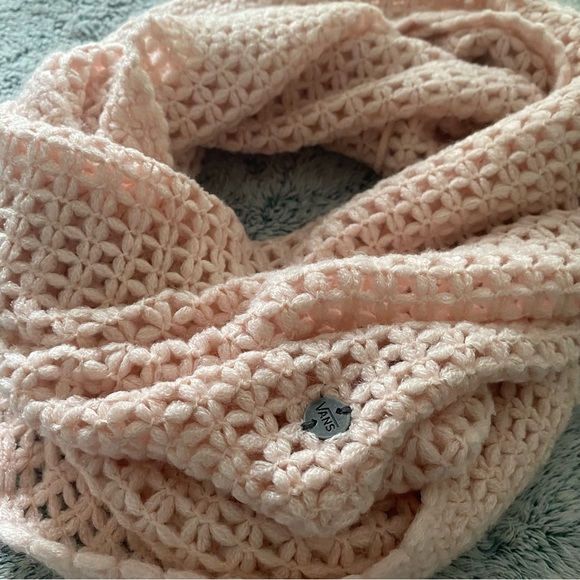 Vans Pink Knit Infinity Scrunch Scarf - Picture 1 of 5